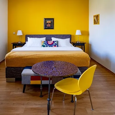 Gulliver Apartment *