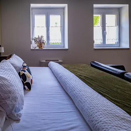 Gulliver Apartment *
